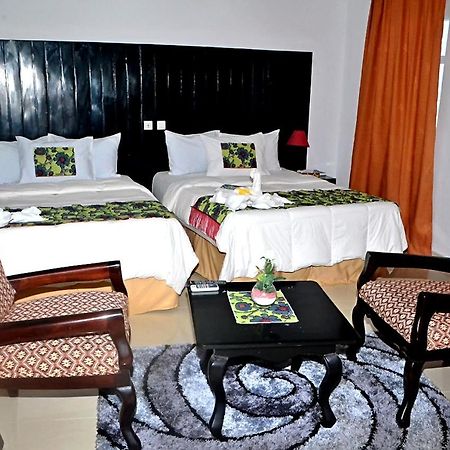 Hotel Bkbg لومي المظهر الخارجي الصورة
