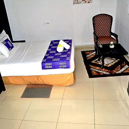 Hotel Bkbg لومي المظهر الخارجي الصورة
