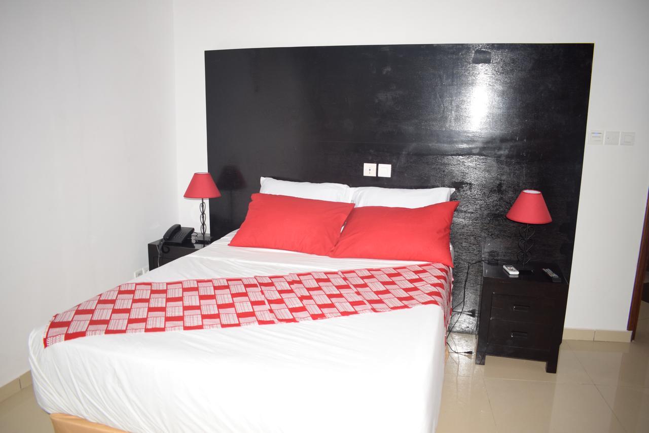 Hotel Bkbg لومي المظهر الخارجي الصورة