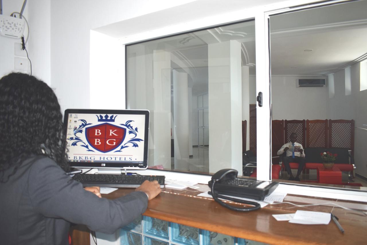 Hotel Bkbg لومي المظهر الخارجي الصورة
