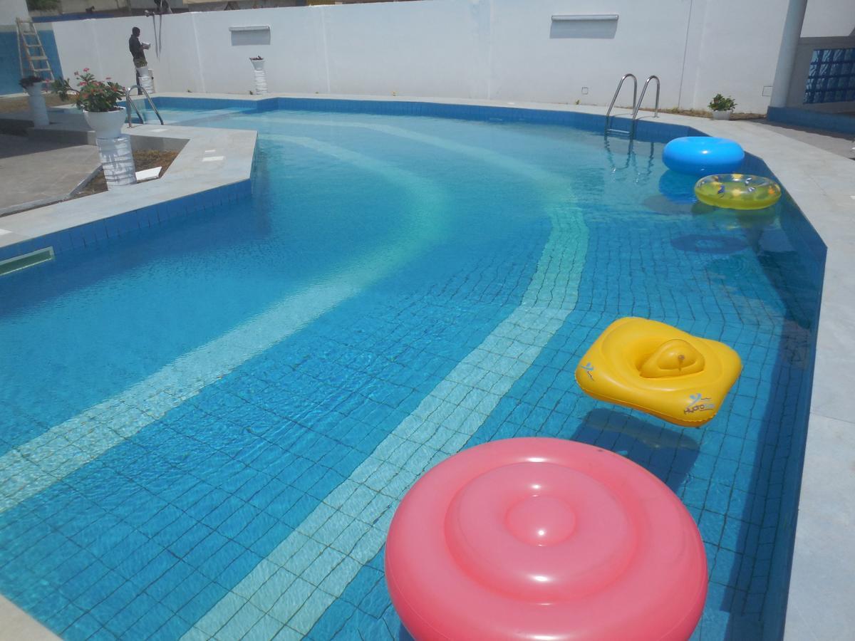 Hotel Bkbg لومي المظهر الخارجي الصورة