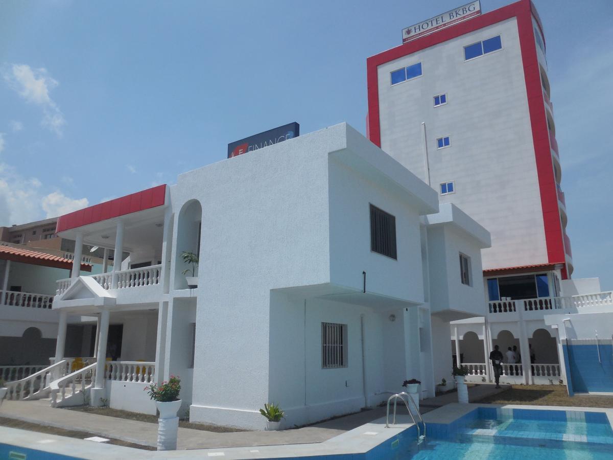 Hotel Bkbg لومي المظهر الخارجي الصورة