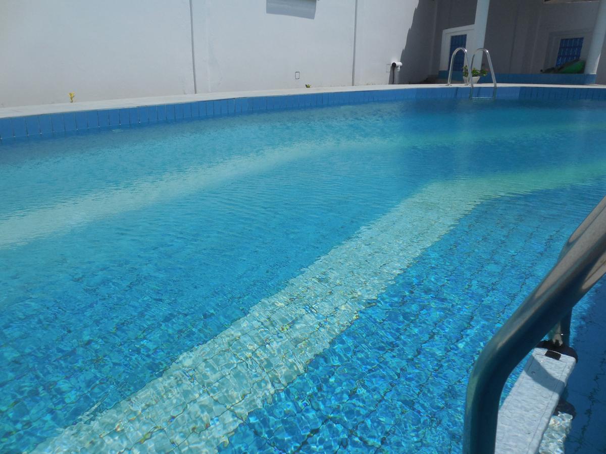 Hotel Bkbg لومي المظهر الخارجي الصورة